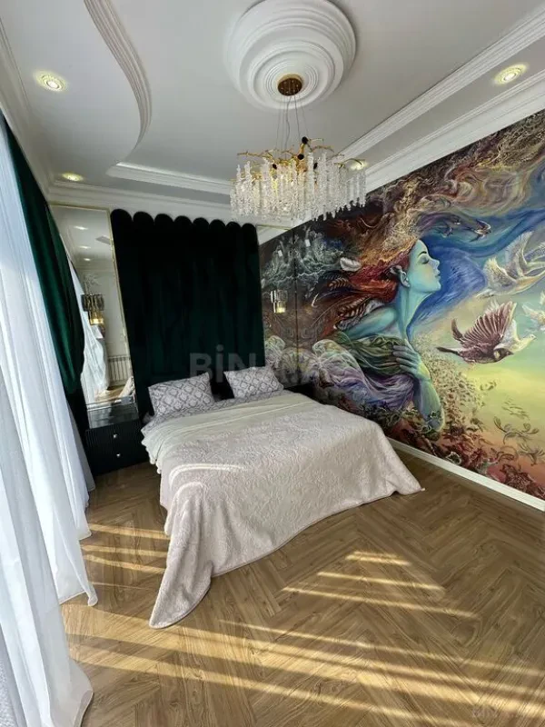 Satılır 6 otaqlı həyət evi 300 m²