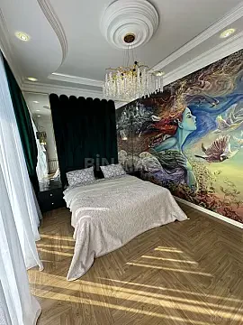 Satılır 6 otaqlı həyət evi 300 m²