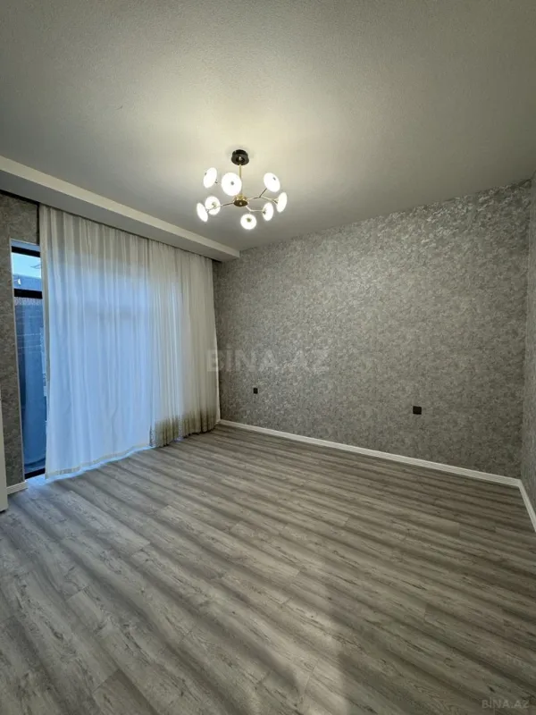 Satılır 4 otaqlı həyət evi 180 m²