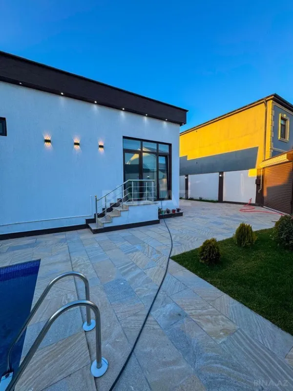 Satılır 4 otaqlı həyət evi 180 m²