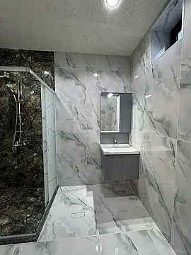 Satılır 4 otaqlı həyət evi 180 m²