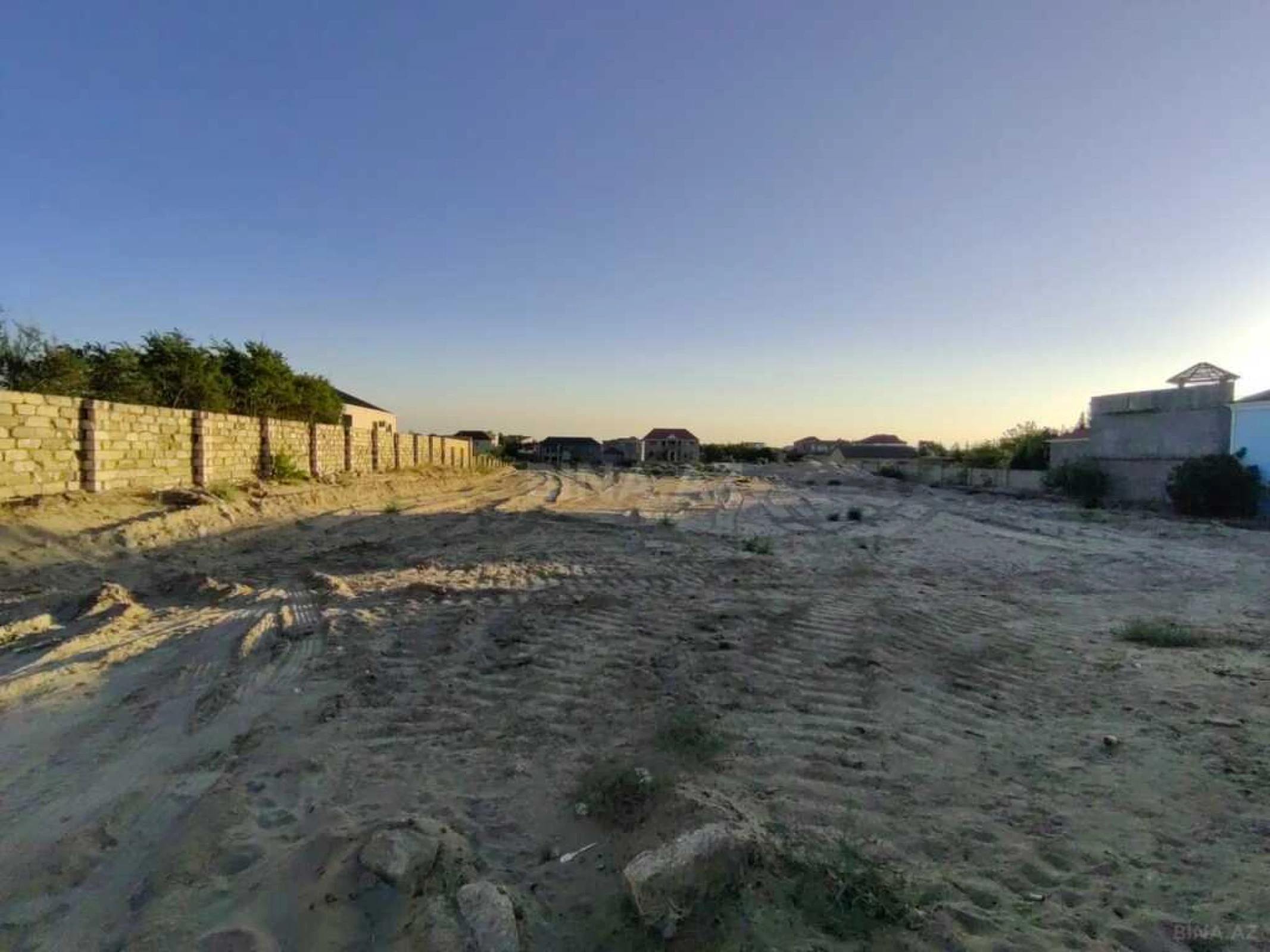 Satılır torpaq sahəsi 12 m²