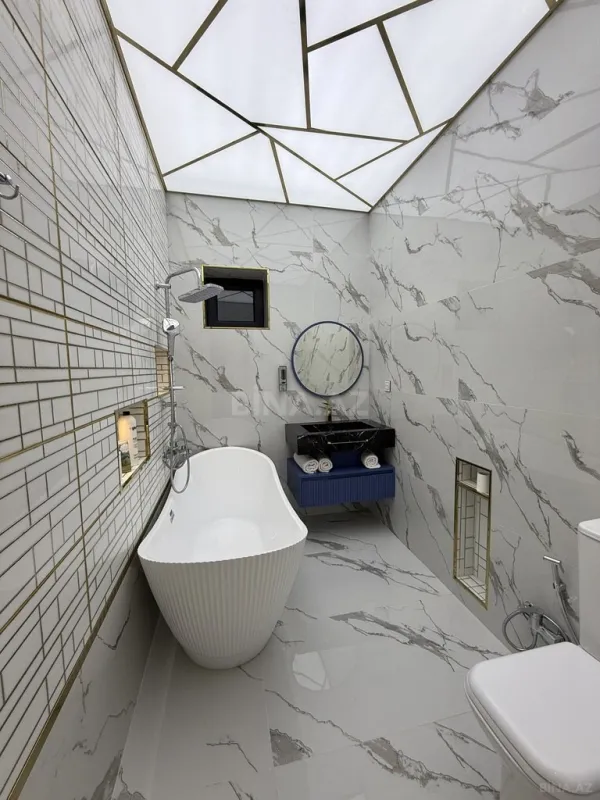 Kirayə verilir 5 otaqlı həyət evi 350 m²