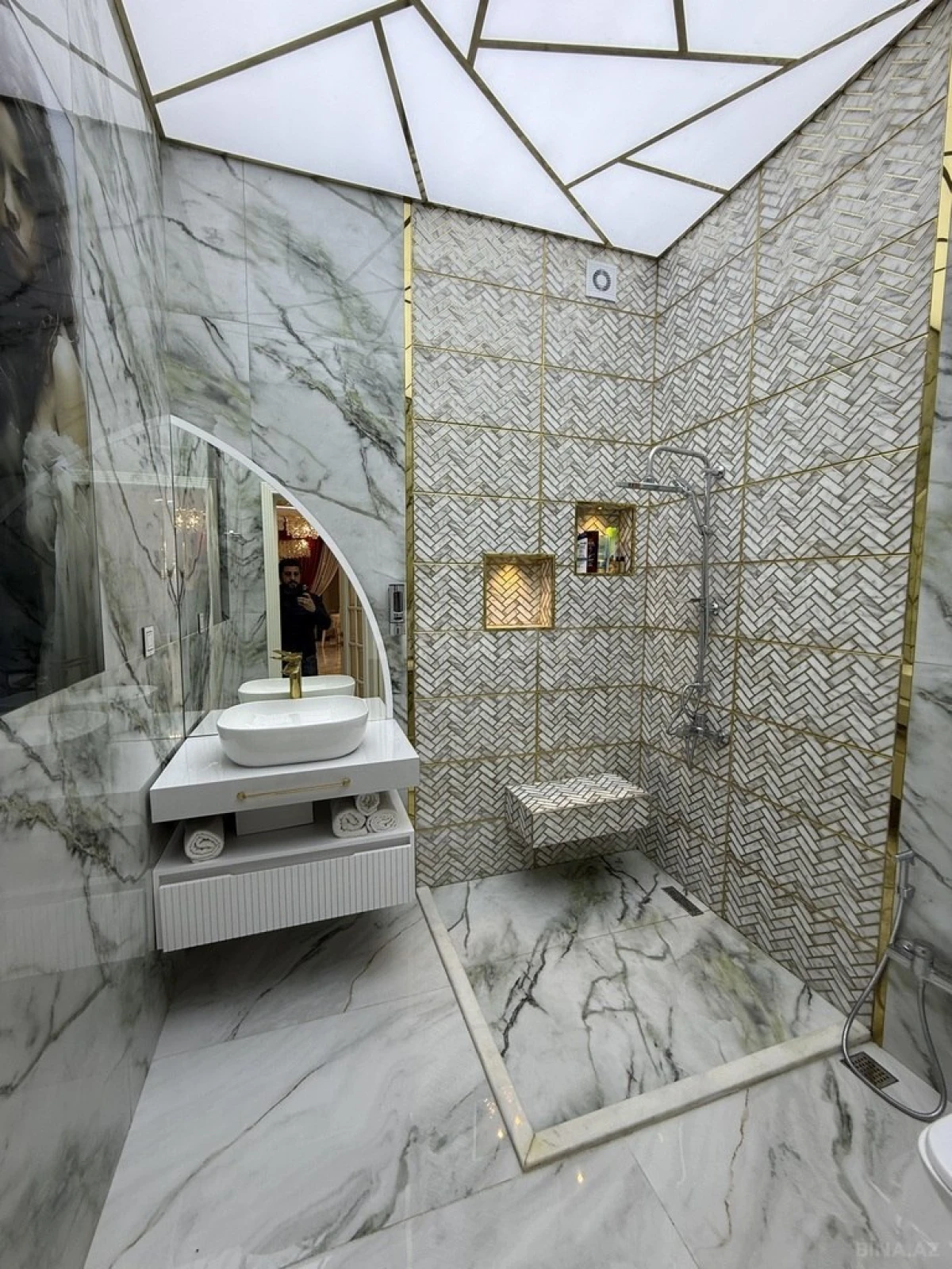 Kirayə verilir 5 otaqlı həyət evi 350 m²