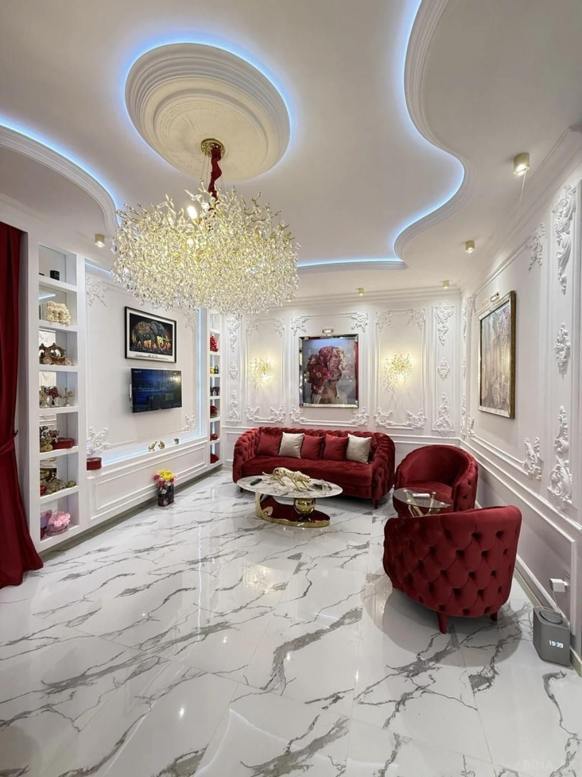 Satılır 6 otaqlı həyət evi 220 m²