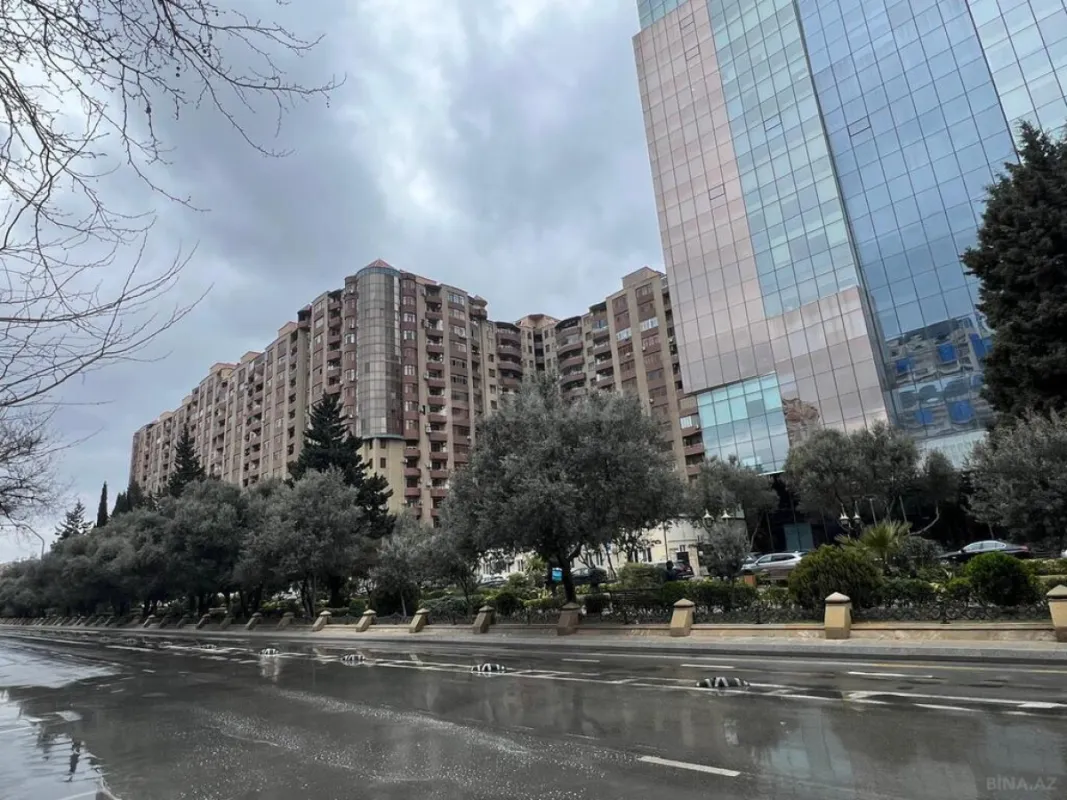 Satılır 2 otaqlı mənzil 65 m²