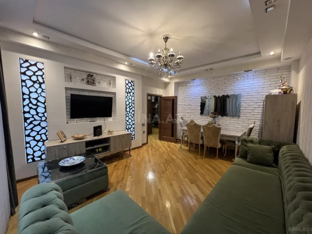 Satılır 2 otaqlı mənzil 65 m²
