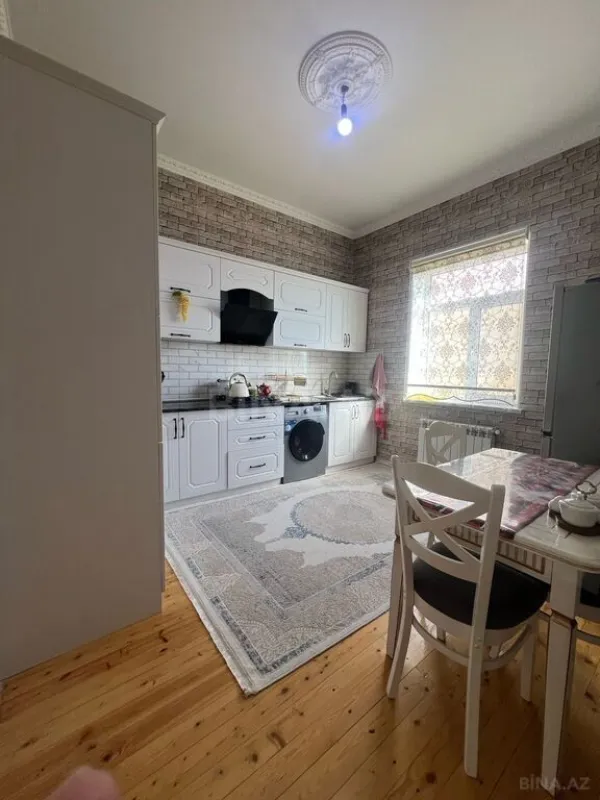 Satılır 4 otaqlı həyət evi 125 m²