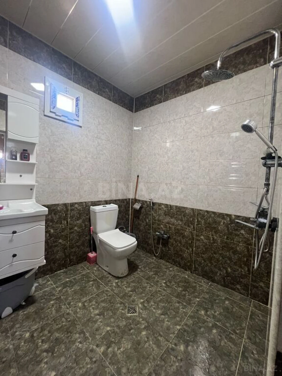 Satılır 4 otaqlı həyət evi 125 m²