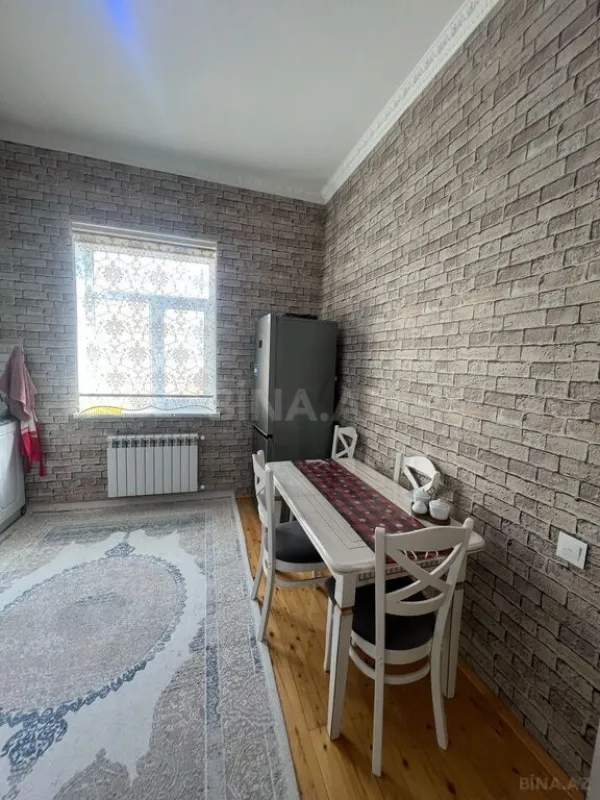 Satılır 4 otaqlı həyət evi 125 m²