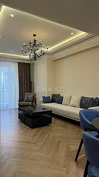 Satılır 4 otaqlı mənzil 168 m²