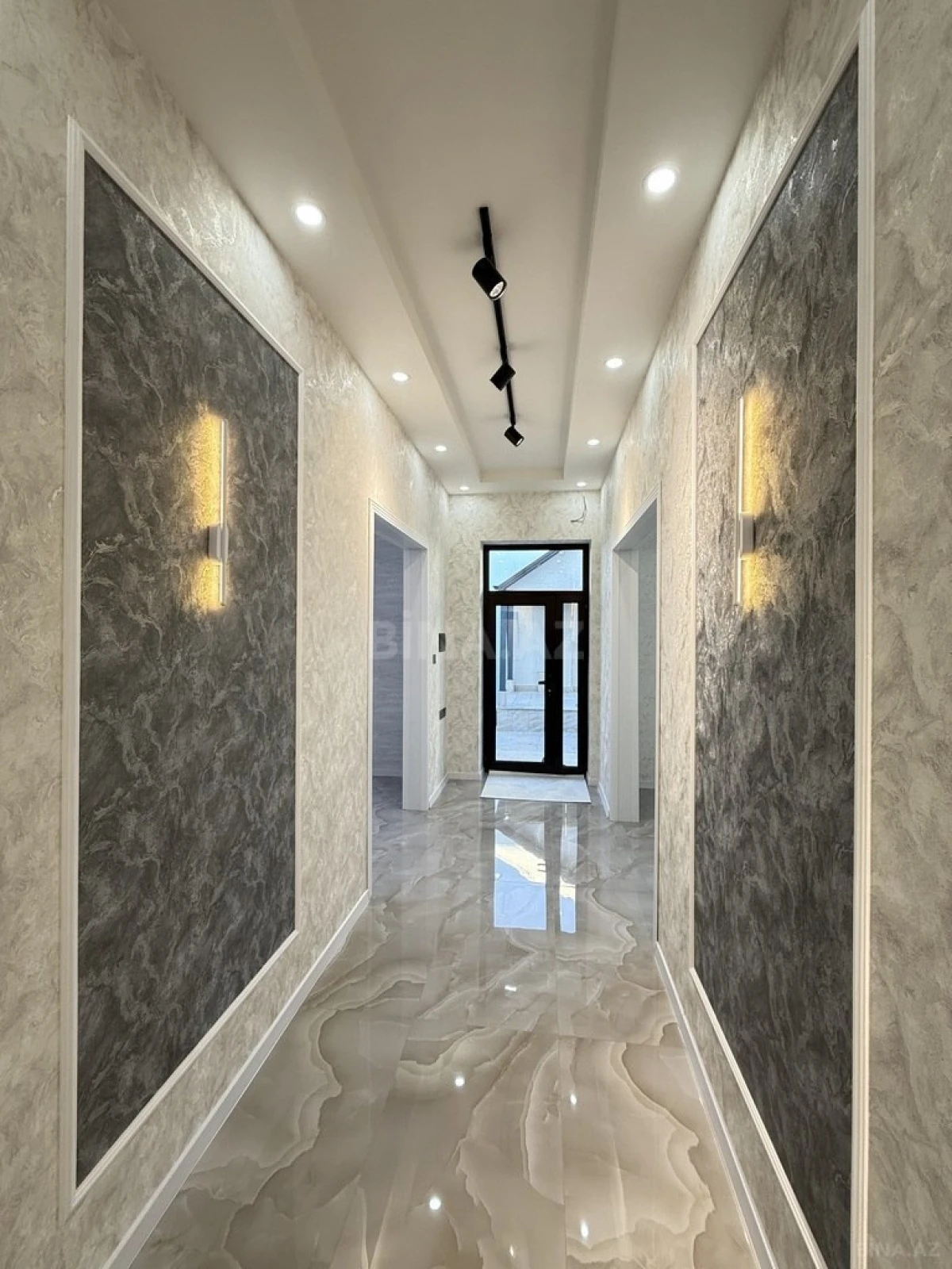 Satılır 4 otaqlı həyət evi 145 m²