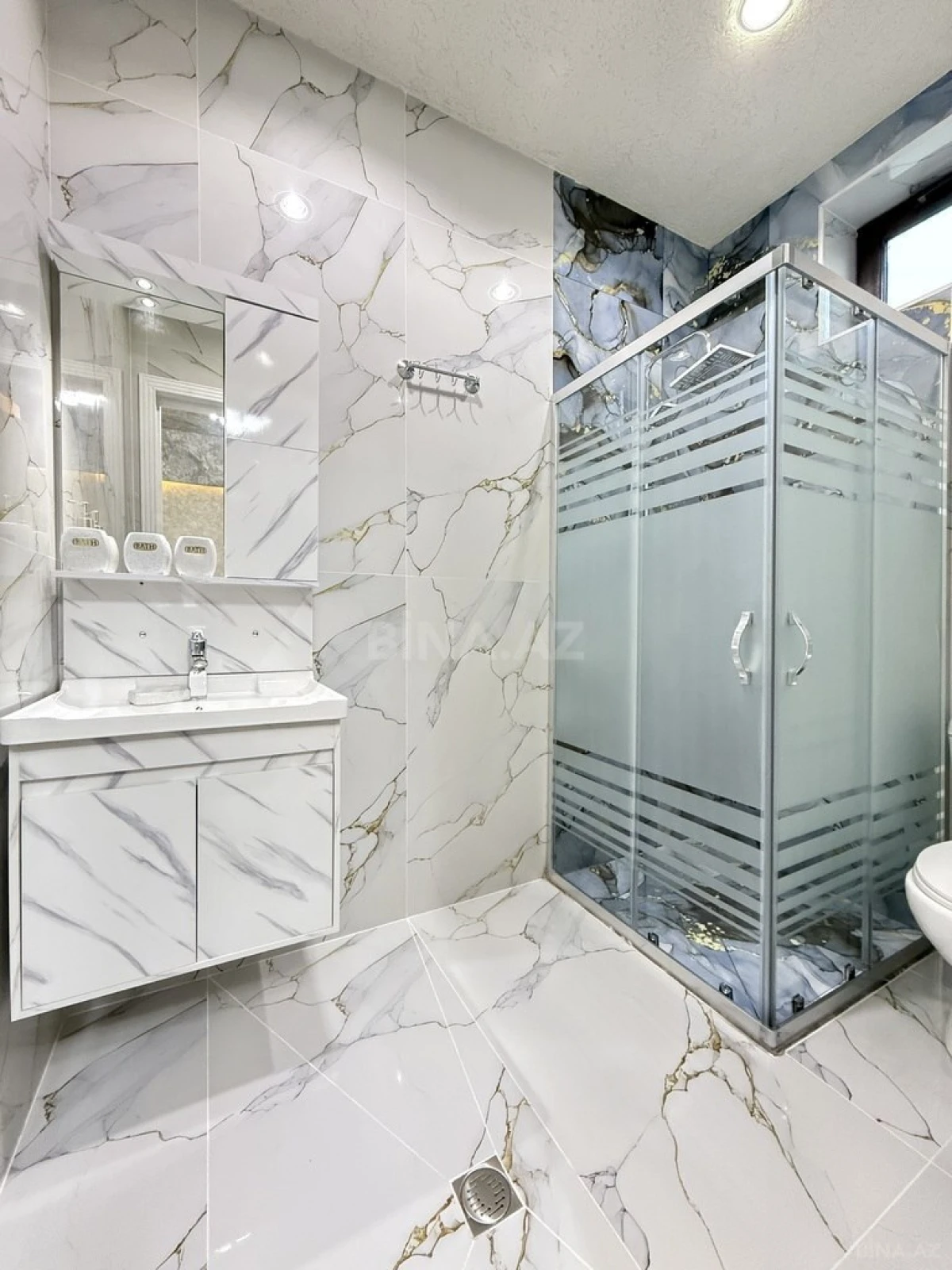 Satılır 4 otaqlı həyət evi 145 m²