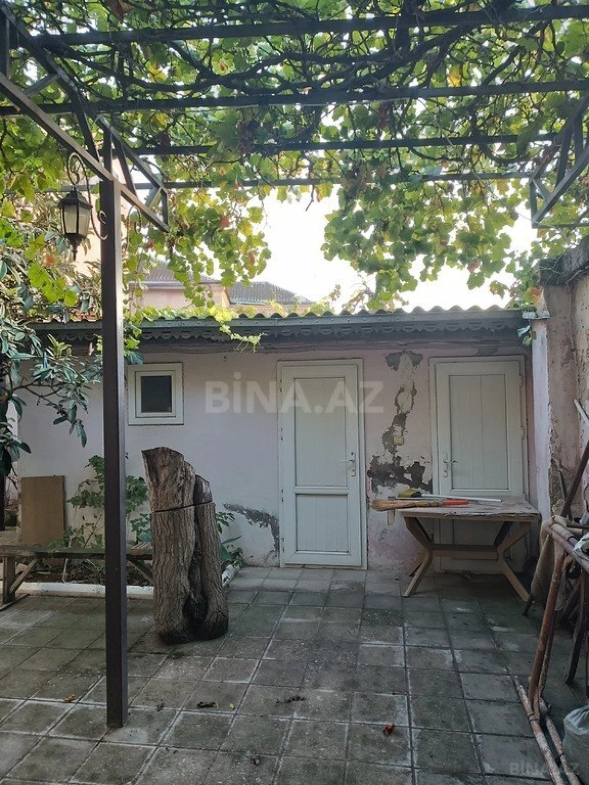 Satılır 6 otaqlı həyət evi 200 m²