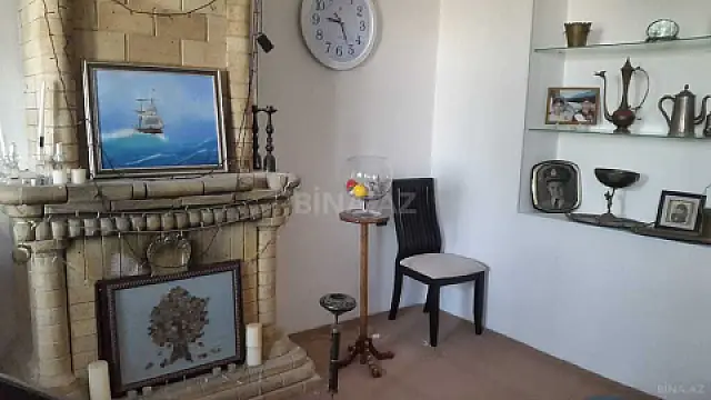 Satılır 6 otaqlı həyət evi 200 m²