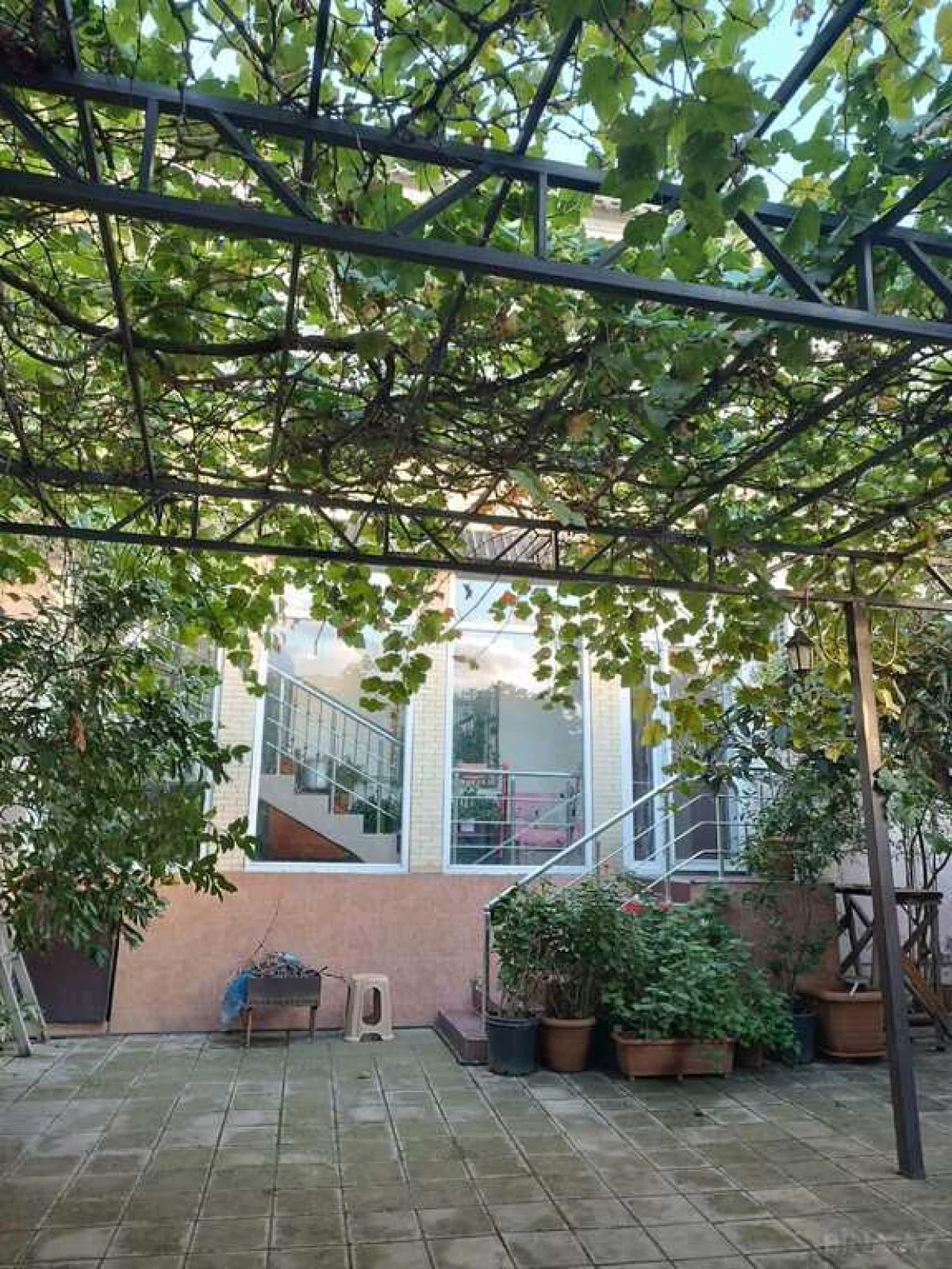 Satılır 6 otaqlı həyət evi 200 m²