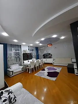 Satılır 4 otaqlı mənzil 172 m²
