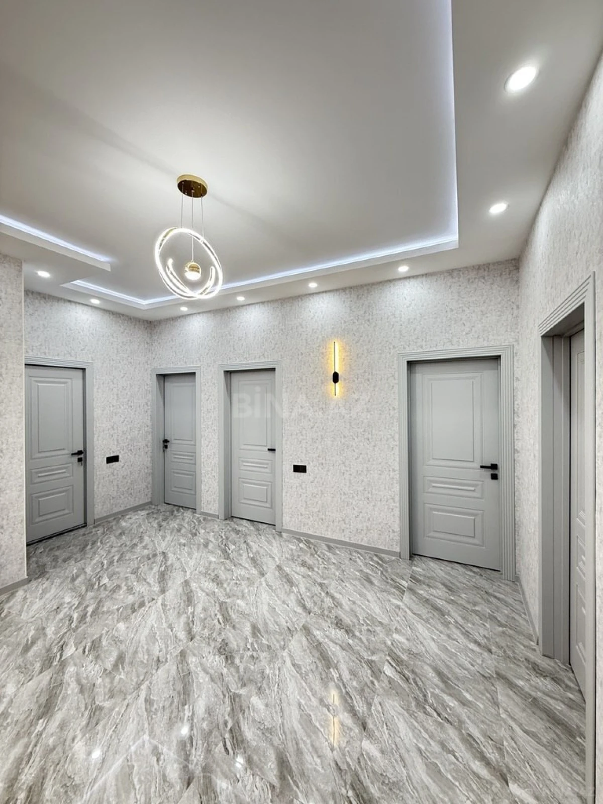 Satılır 4 otaqlı həyət evi 170 m²