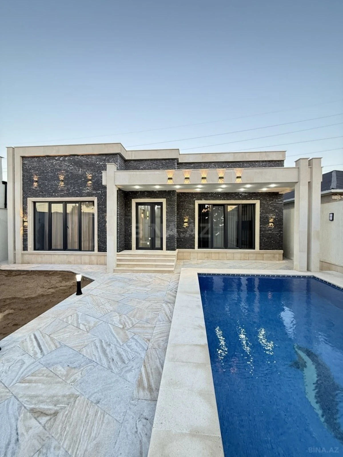 Satılır 4 otaqlı həyət evi 170 m²