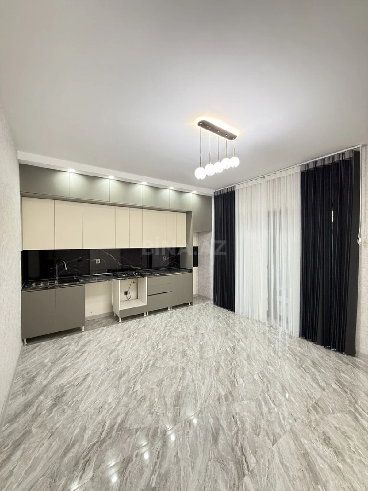 Satılır 4 otaqlı həyət evi 170 m²