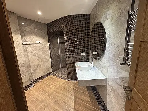 Kirayə verilir 3 otaqlı mənzil 132 m²