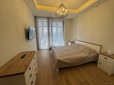 Kirayə verilir 3 otaqlı mənzil 132 m²