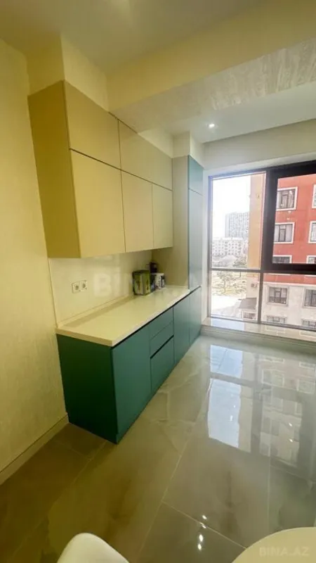 Satılır 3 otaqlı mənzil 115 m²