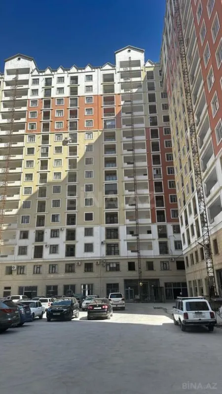 Satılır 3 otaqlı mənzil 115 m²
