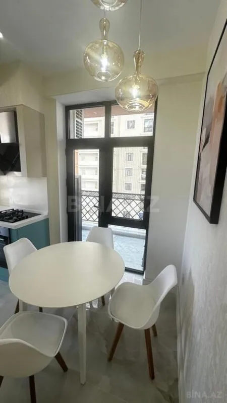 Satılır 3 otaqlı mənzil 115 m²