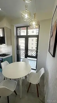 Satılır 3 otaqlı mənzil 115 m²