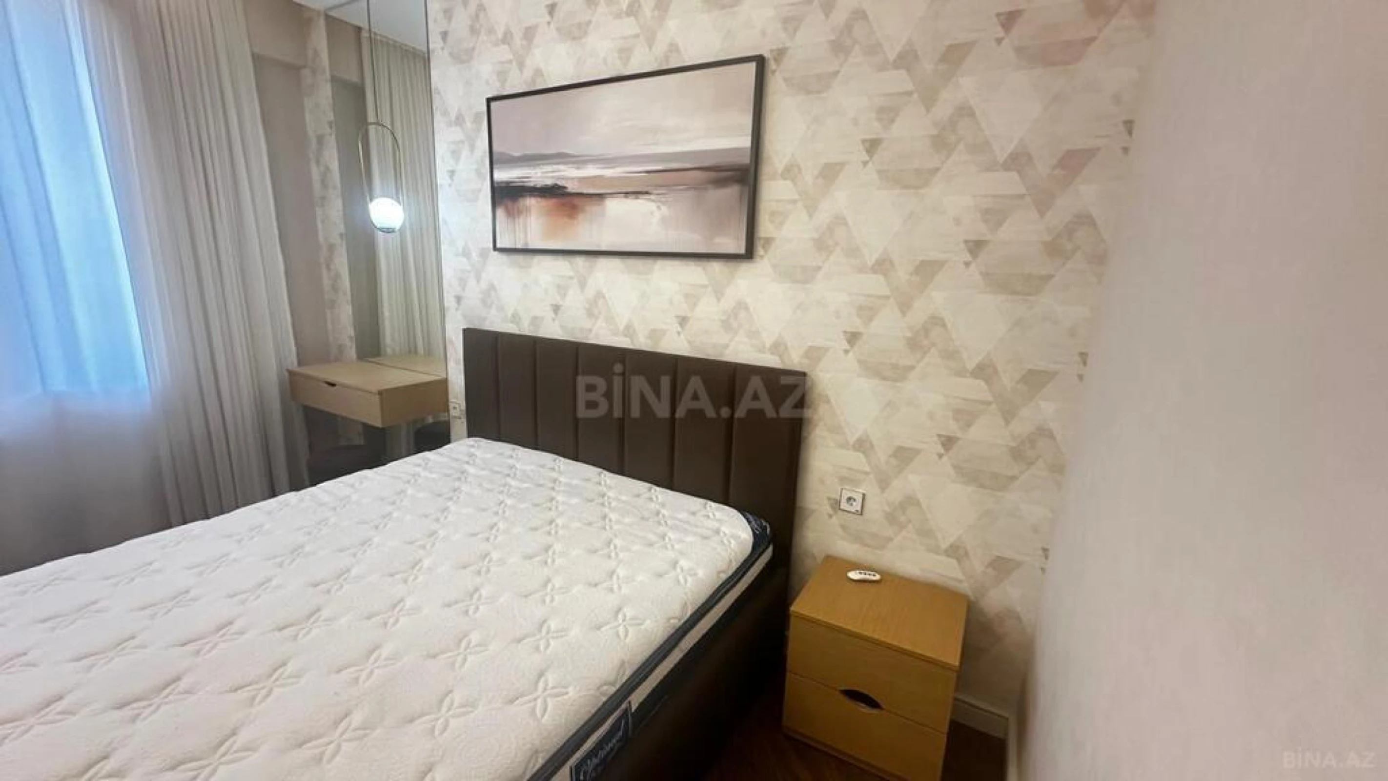 Satılır 3 otaqlı mənzil 115 m²