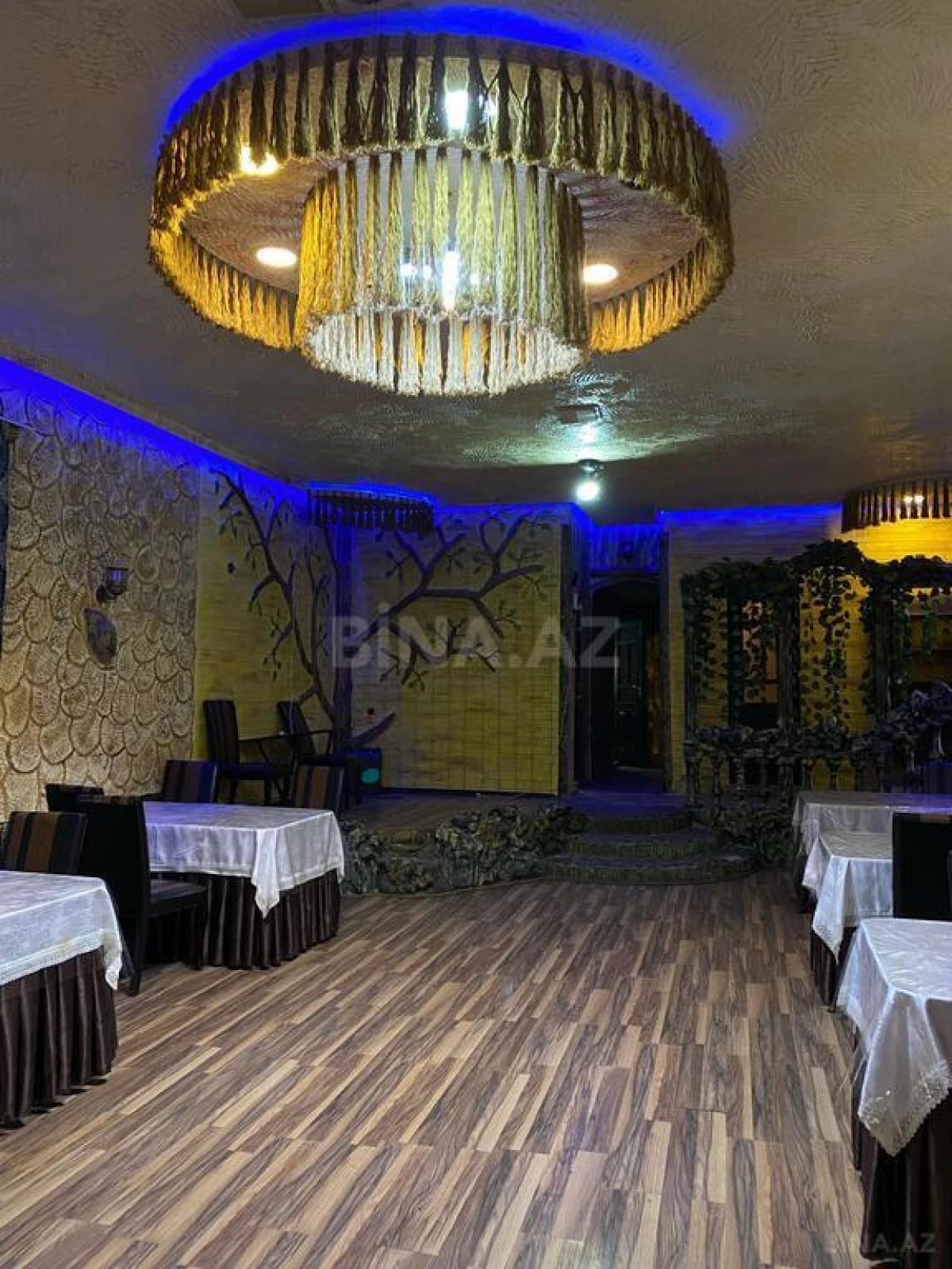 Satılır obyekt 340 m²