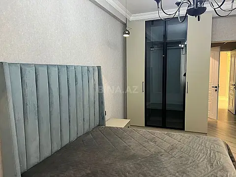 Kirayə verilir 3 otaqlı mənzil 145 m²