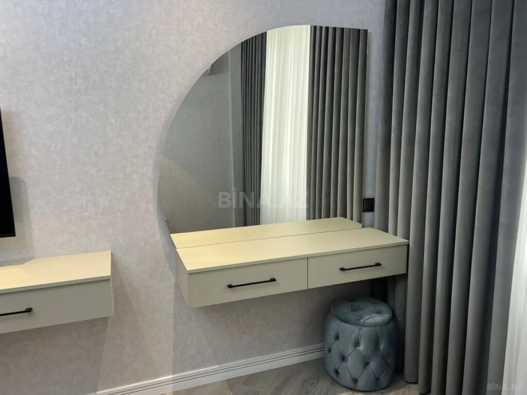 Kirayə verilir 3 otaqlı mənzil 145 m²