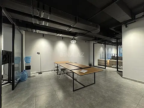 Satılır obyekt 410 m²