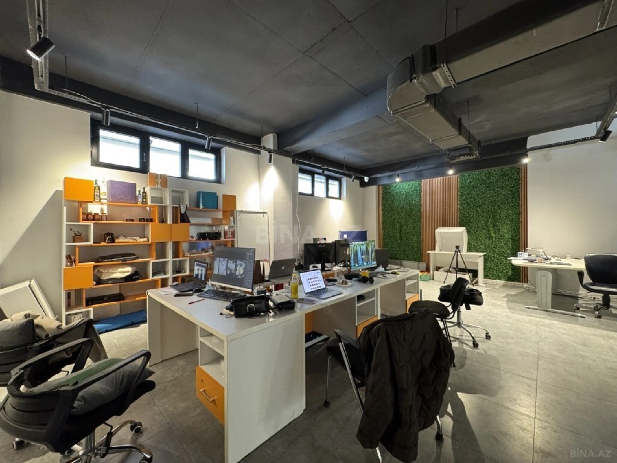 Satılır obyekt 410 m²