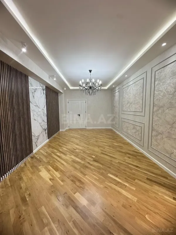 Satılır 4 otaqlı mənzil 155 m²