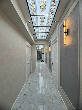 Satılır 4 otaqlı mənzil 155 m²