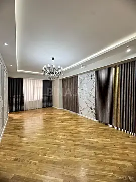 Satılır 4 otaqlı mənzil 155 m²