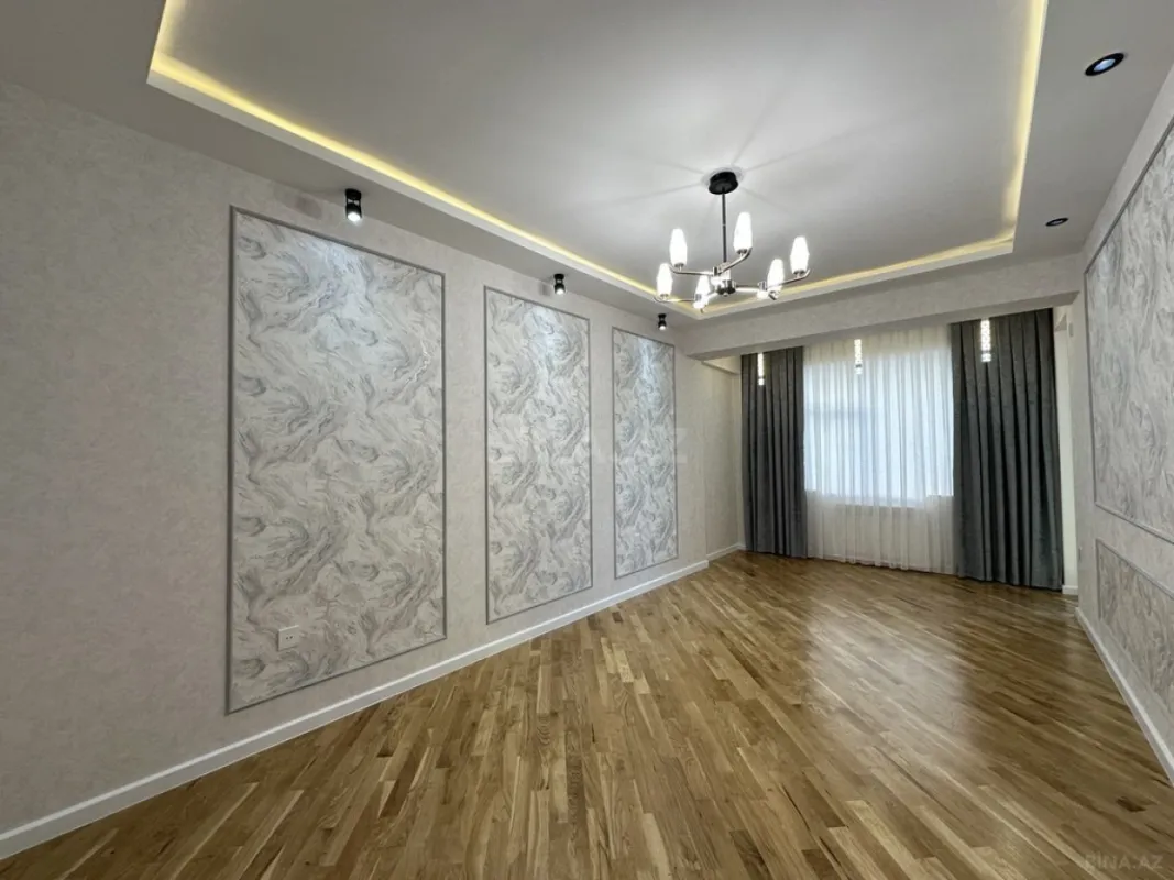 Satılır 4 otaqlı mənzil 155 m²