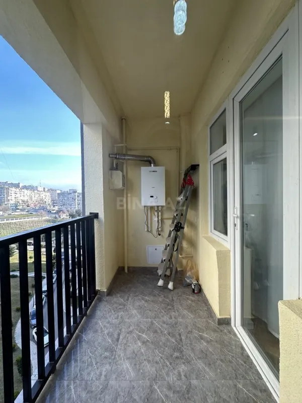 Satılır 4 otaqlı mənzil 155 m²