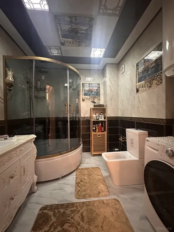 Satılır 4 otaqlı mənzil 150 m²
