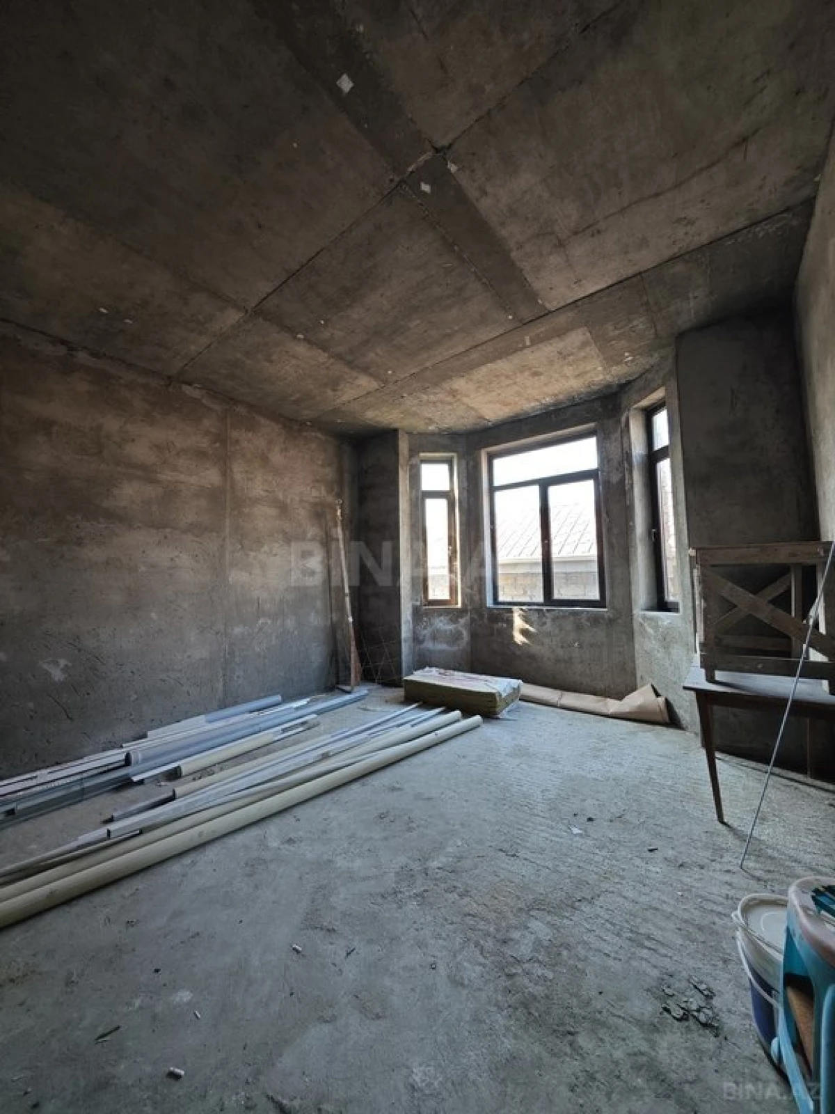 Satılır 7 otaqlı həyət evi 500 m²