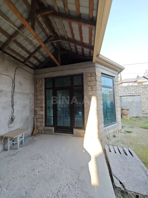 Satılır 7 otaqlı həyət evi 500 m²