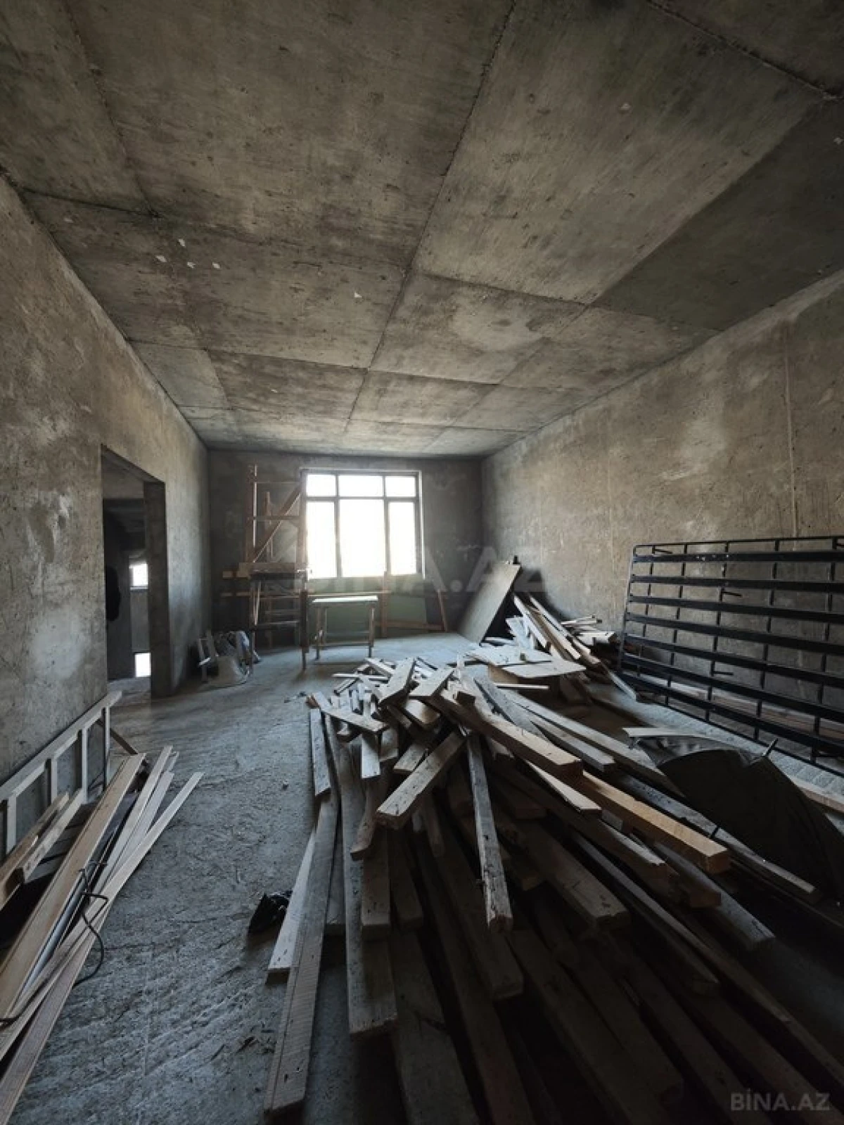 Satılır 7 otaqlı həyət evi 500 m²