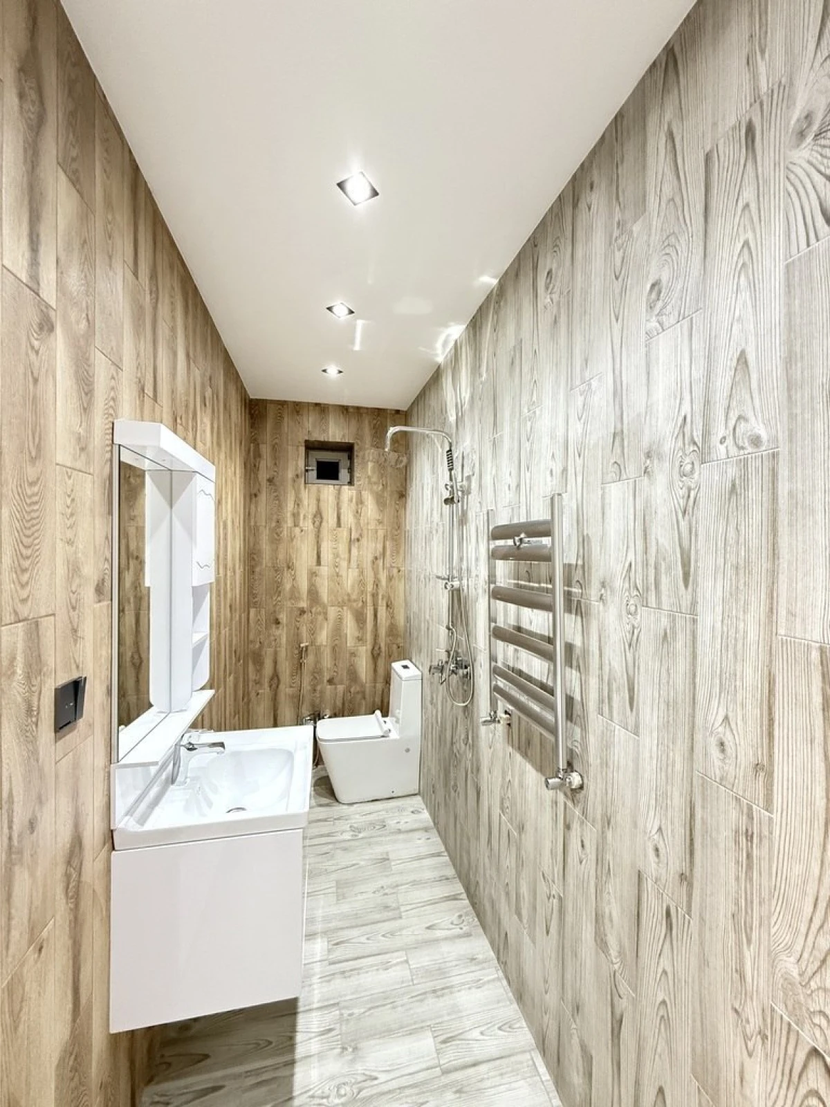 Satılır 4 otaqlı həyət evi 170 m²