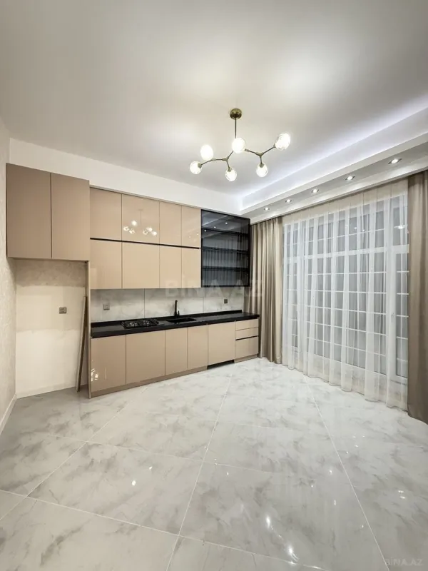 Satılır 4 otaqlı həyət evi 170 m²