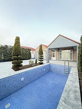 Satılır 4 otaqlı həyət evi 170 m²