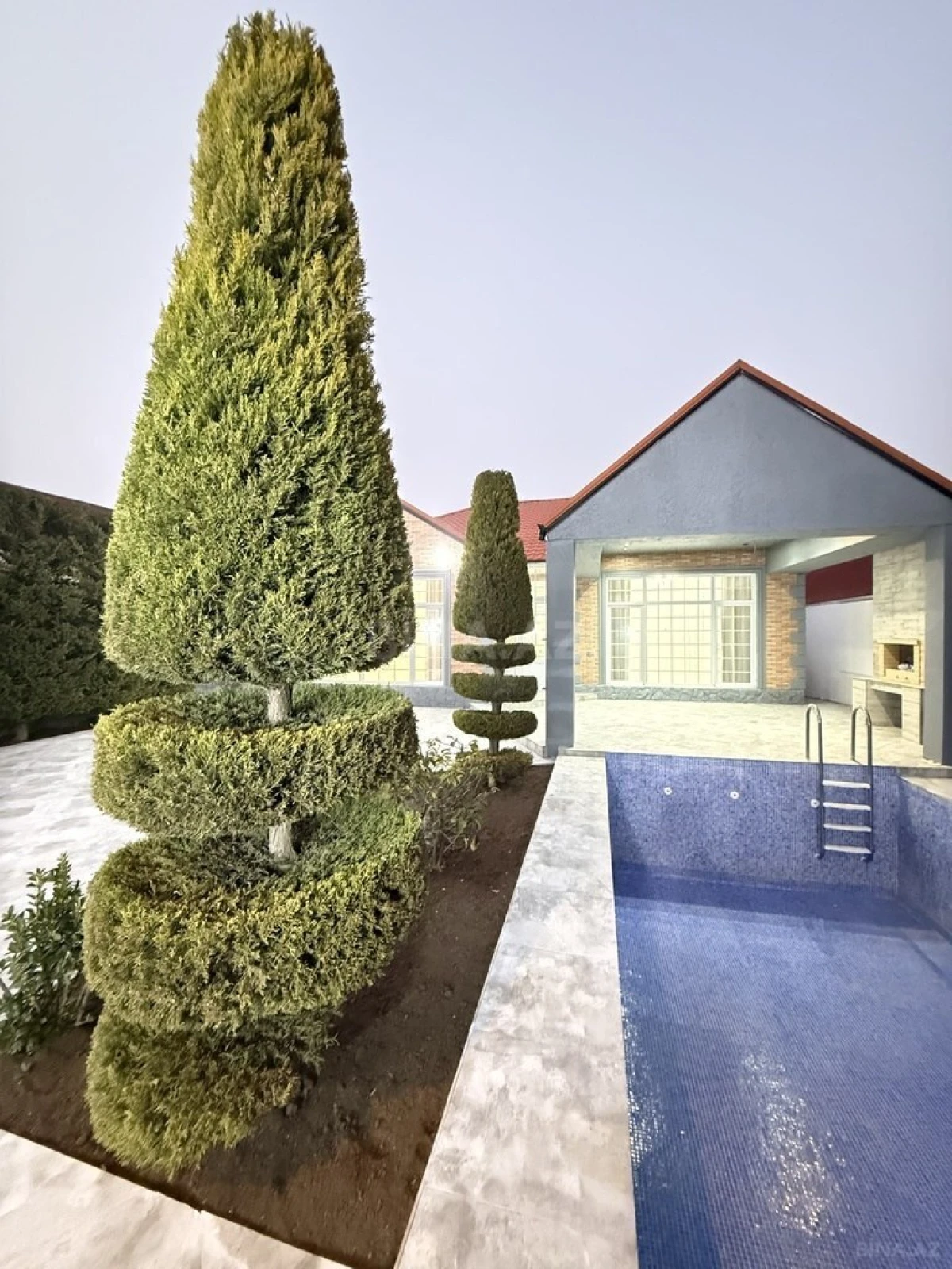 Satılır 4 otaqlı həyət evi 170 m²
