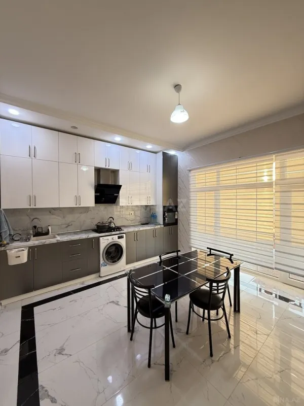 Satılır 4 otaqlı həyət evi 160 m²